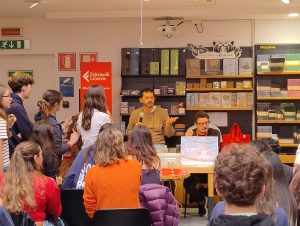 Un momento della sfida letteraria